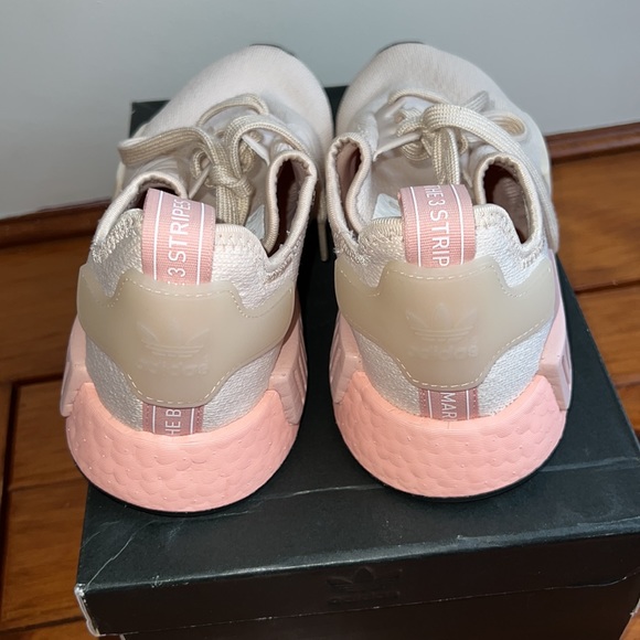 Adidas NMD R1 - Picture 4 of 13